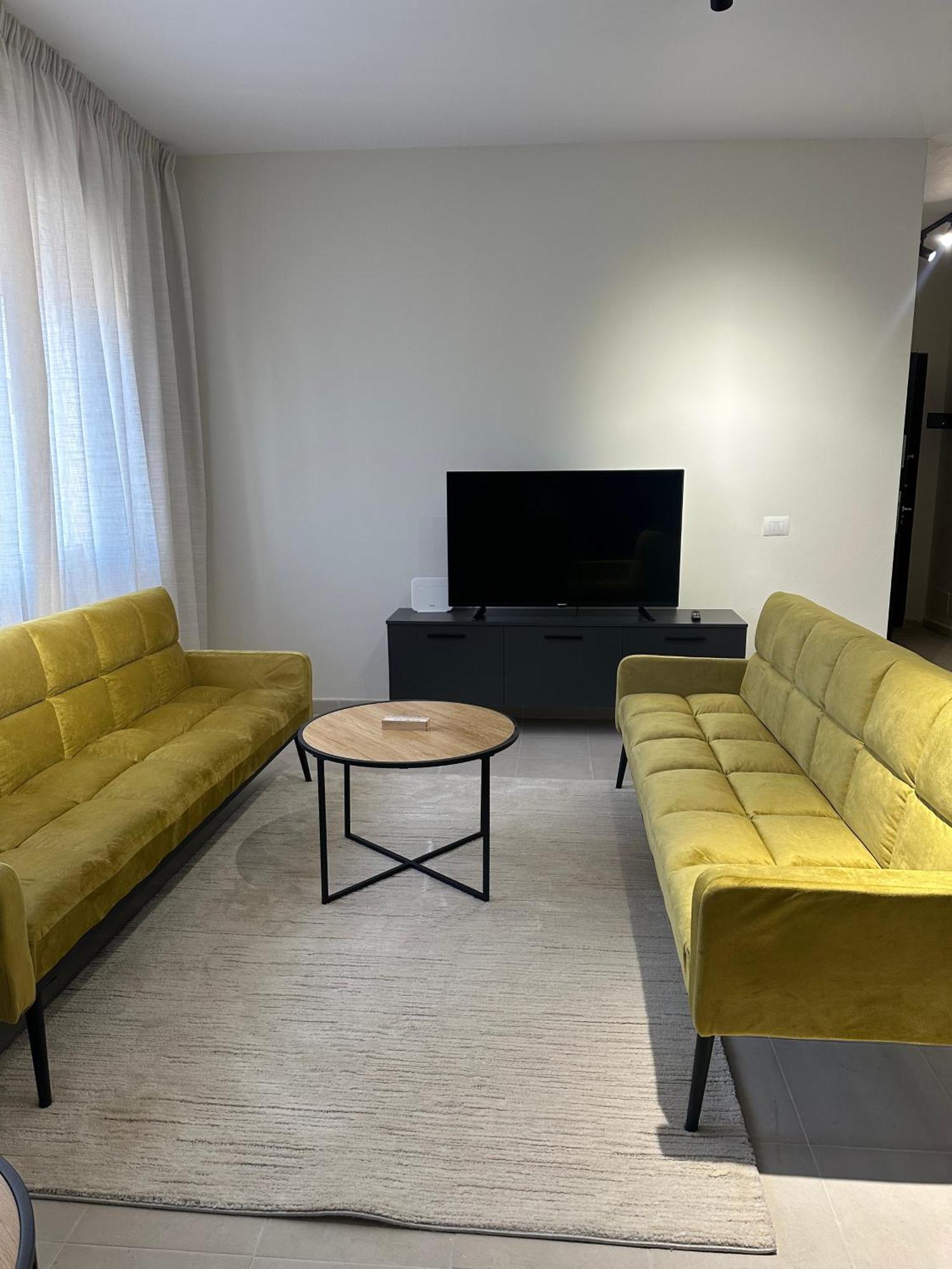 New Bazar - 2 Rooms Apartment Τίρανα Εξωτερικό φωτογραφία
